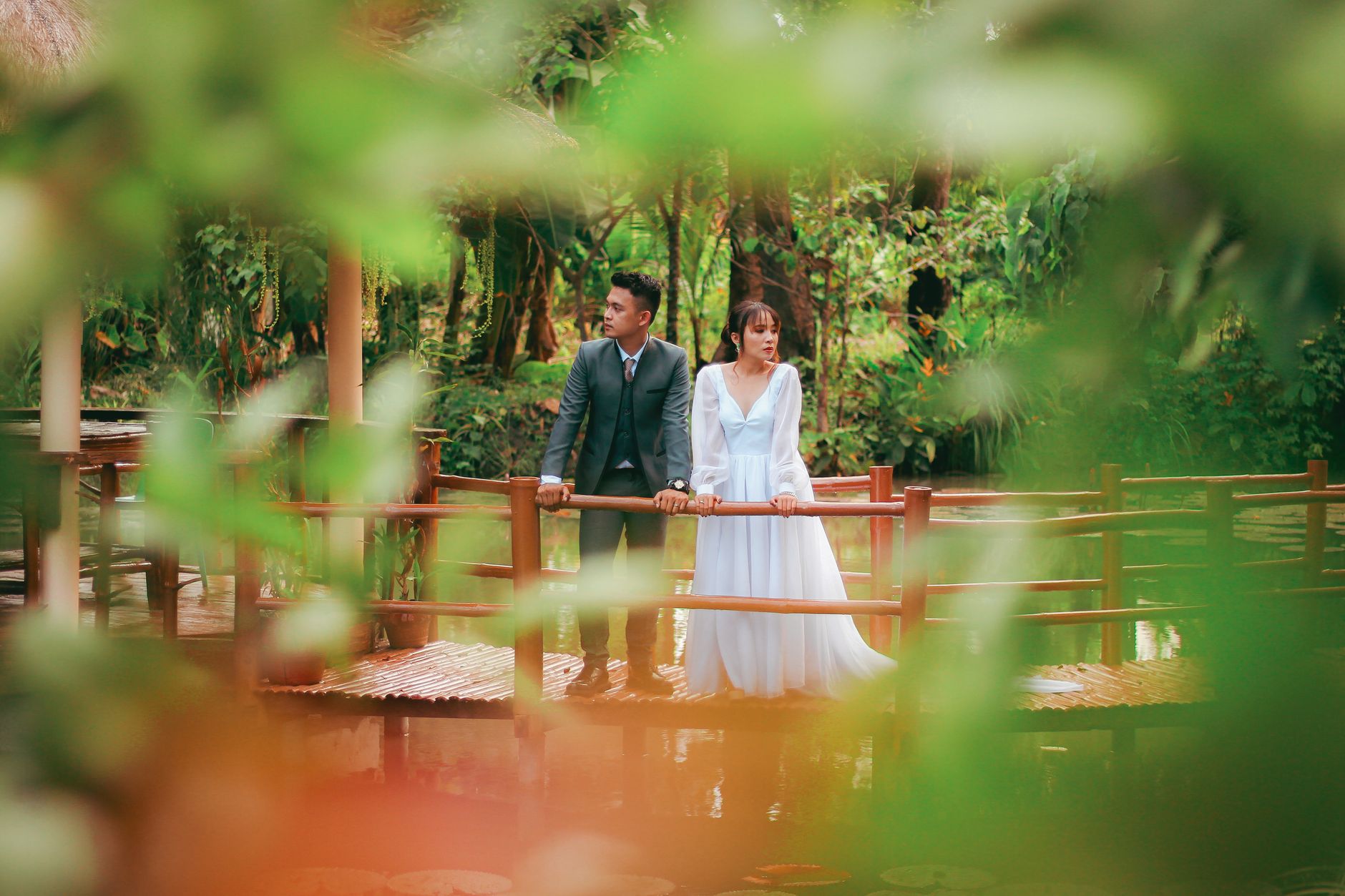 Tren Terbaru Gaun Pengantin Modern dan Tradisional untuk Pernikahan di Sukabumi Tren Terbaru Gaun Pengantin Modern dan Tradisional untuk Pernikahan di Sukabumi