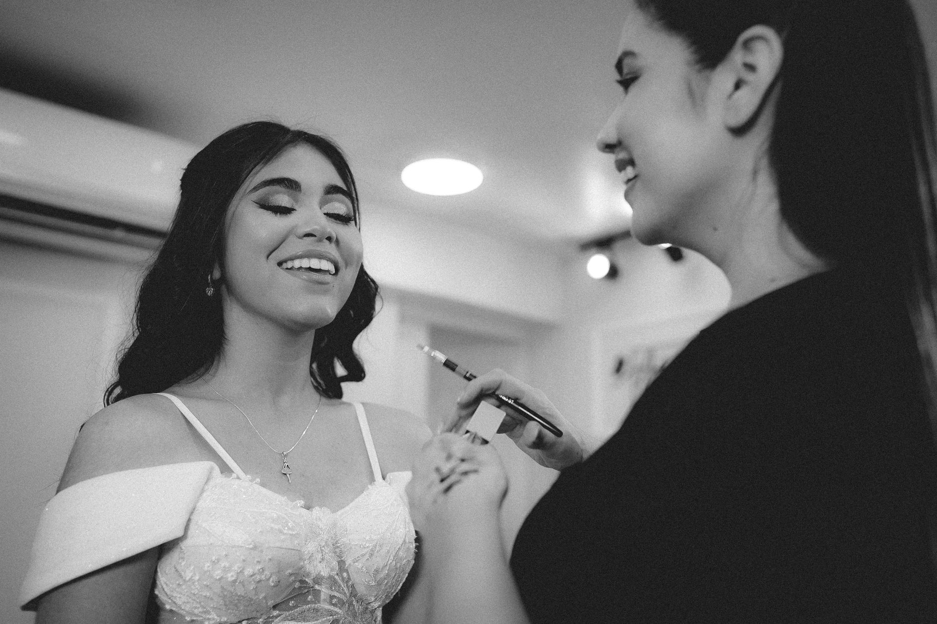 Tips Pilih MUA Terbaik untuk Make Up Glamour Pernikahan Anda