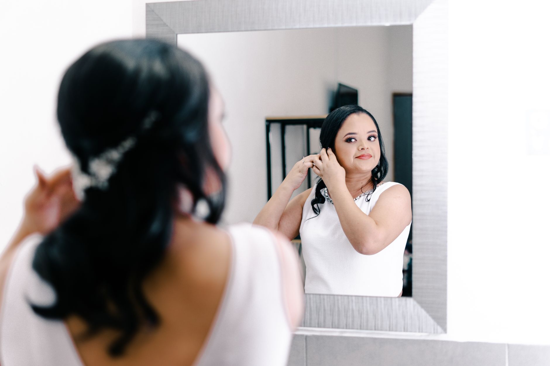 Mengenal Berbagai Gaya Makeup Pengantin: Dari Natural Hingga Glamor Mengenal Berbagai Gaya Makeup Pengantin: Dari Natural Hingga Glamor