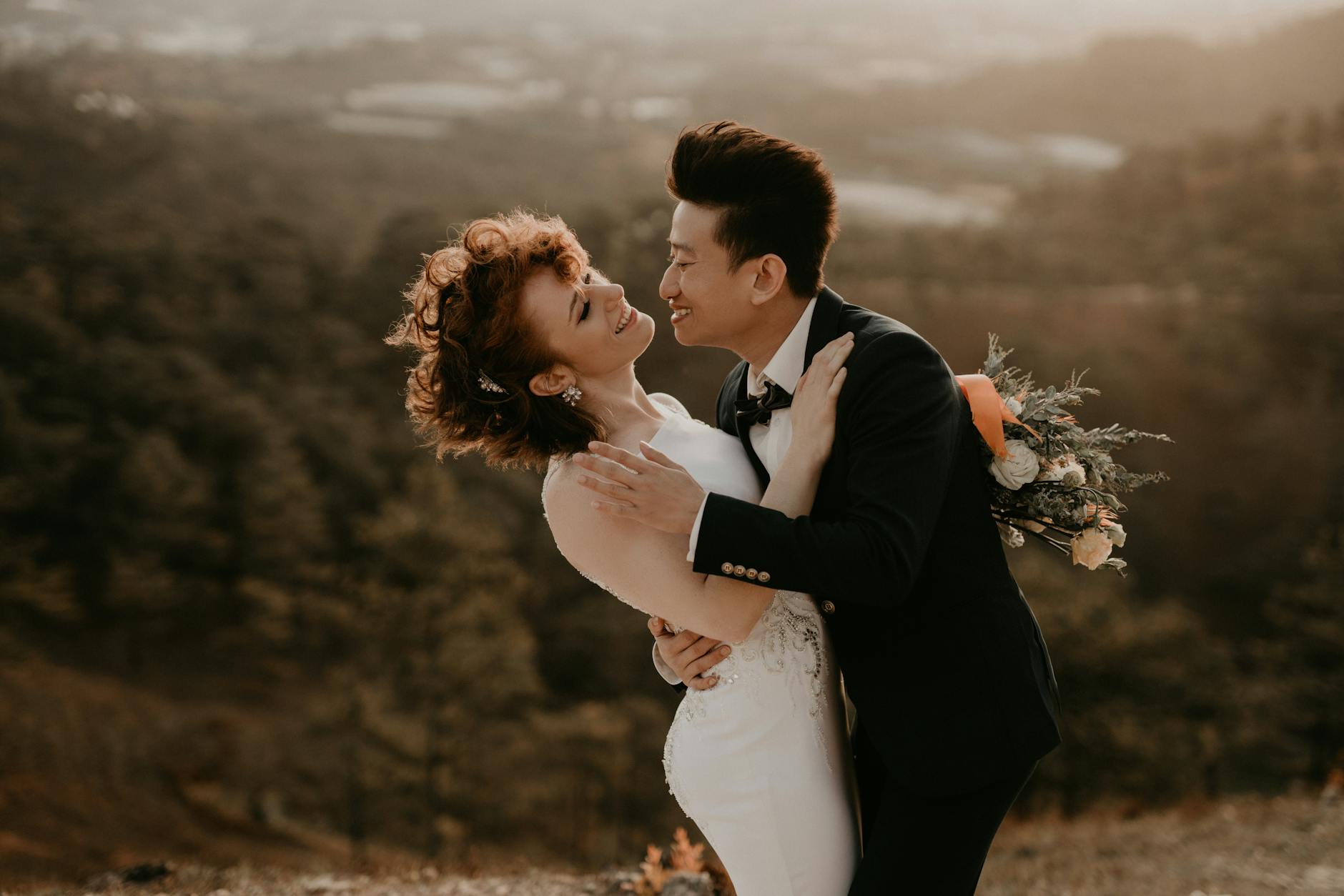 Gaya Foto Prewedding Unik dan Kekinian di Sukabumi: Dari Konsep Rustic Hingga Modern