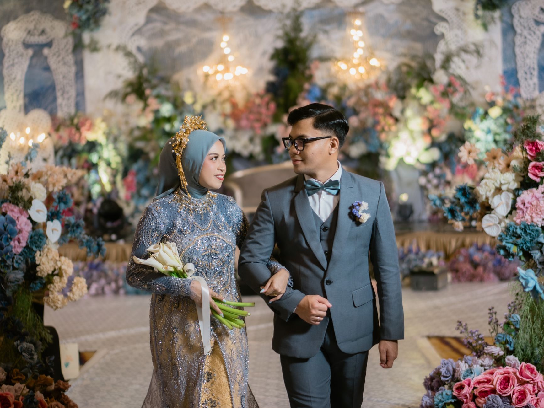 Dekorasi Glam Elegan untuk Pesta Malam Dekorasi Glam Elegan untuk Pesta Malam