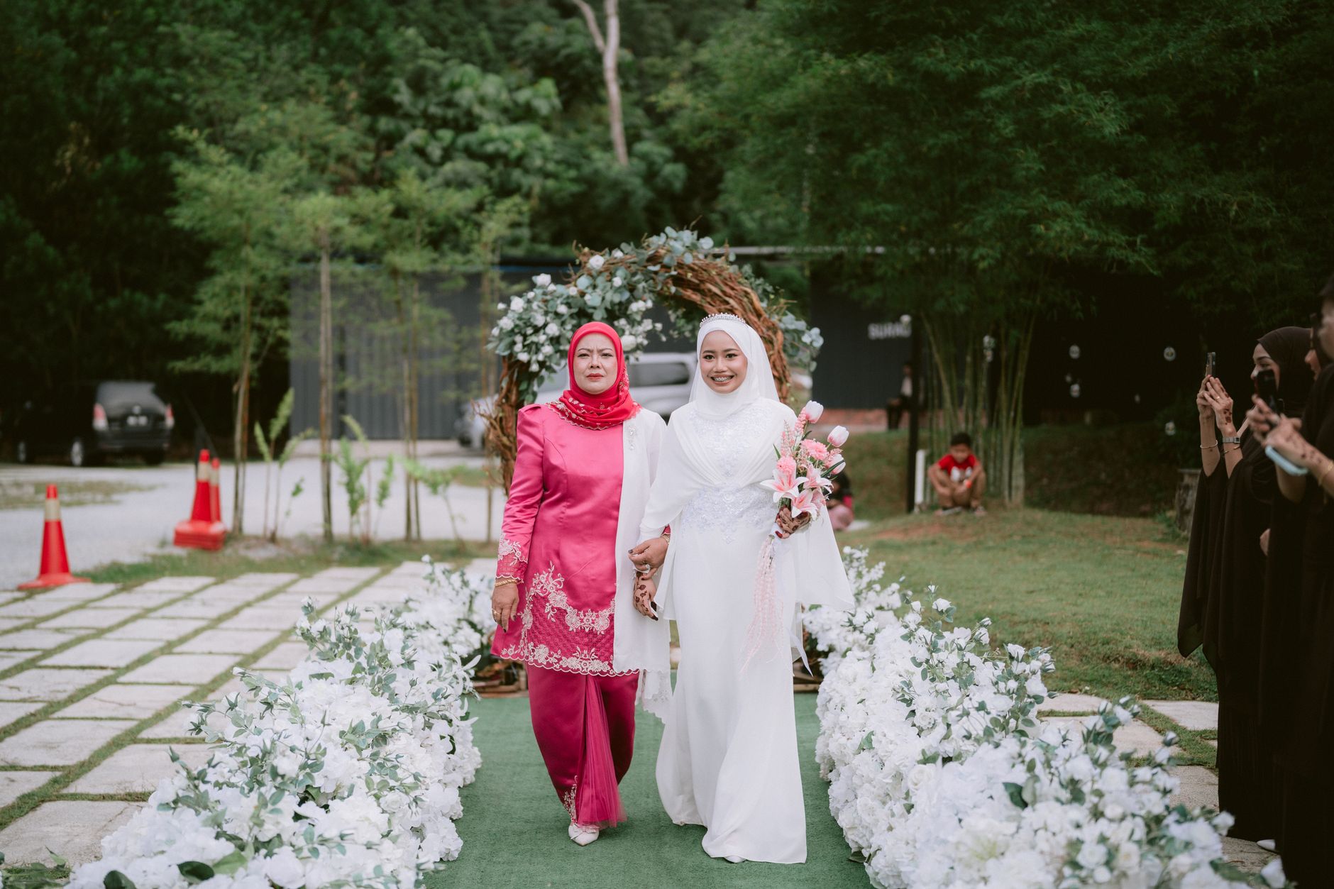 5 Ide Dekorasi Nikah Berkesan yang Bisa Kamu Coba untuk Pernikahanmu 5 Ide Dekorasi Nikah Berkesan yang Bisa Kamu Coba untuk Pernikahanmu