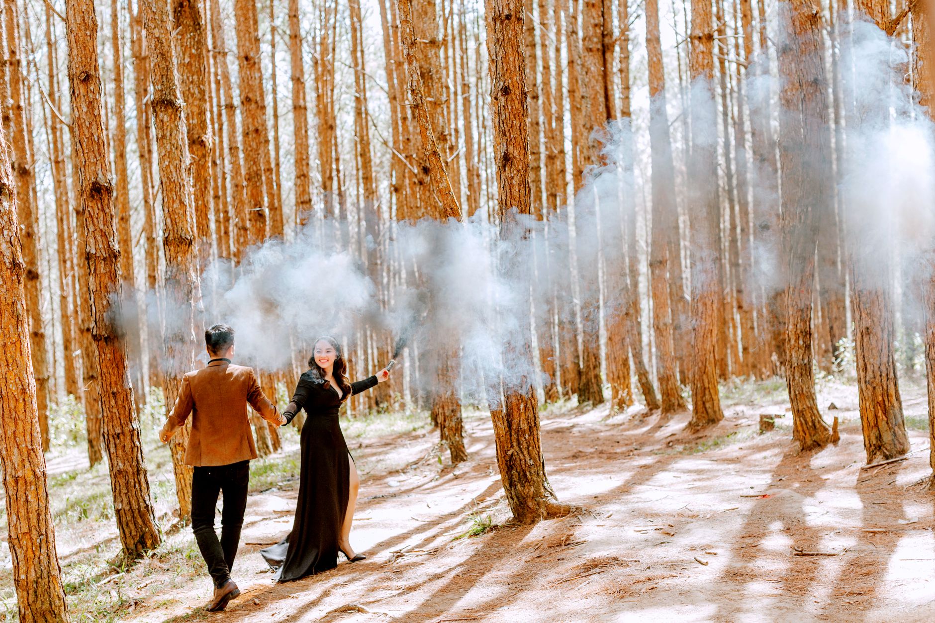 Tren Terbaru Foto Prewedding: Gaya, Lokasi, dan Konsep yang Hits Tren Terbaru Foto Prewedding: Gaya, Lokasi, dan Konsep yang Hits