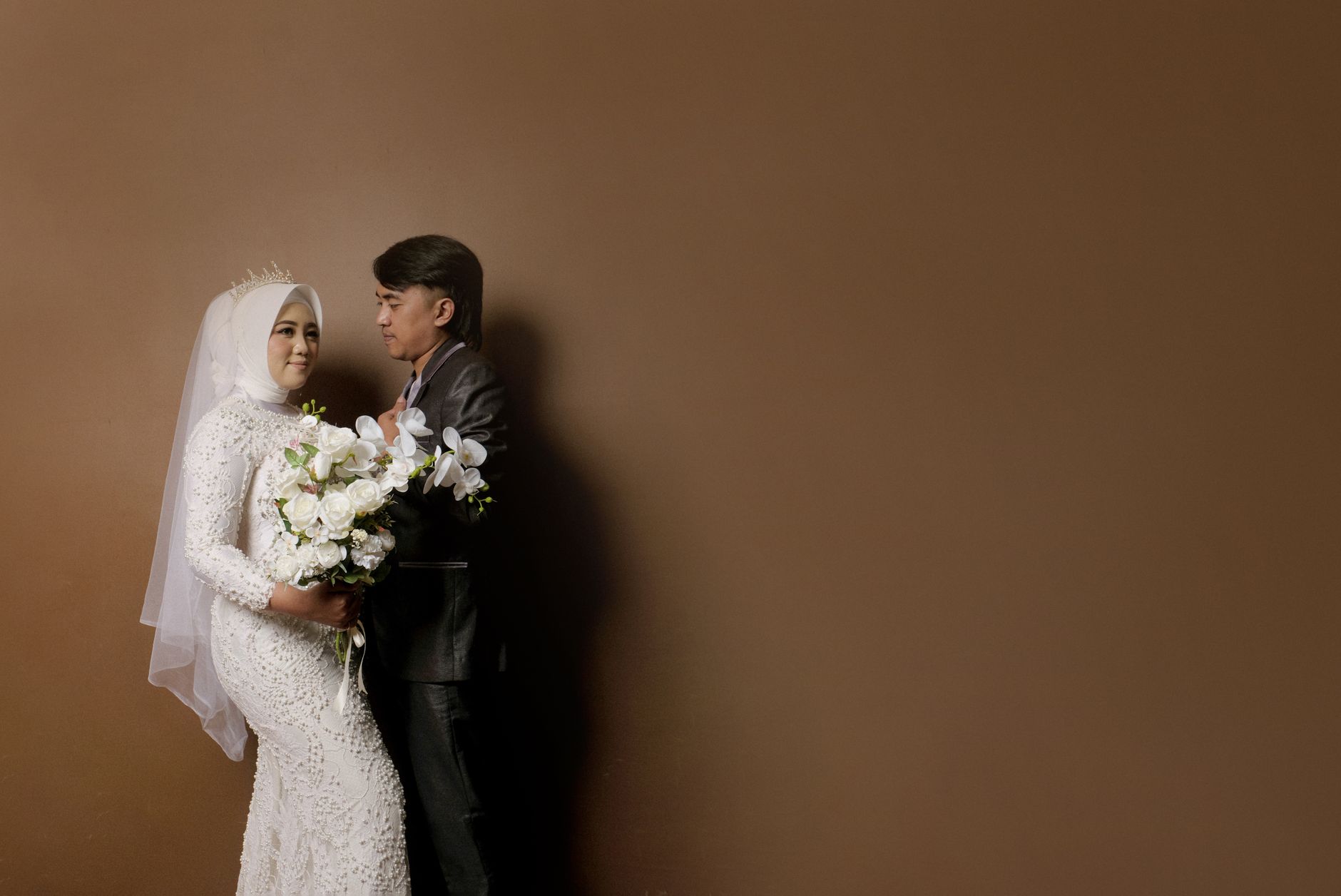 Tren Terbaru Gaun Pengantin Modern dan Tradisional di Sukabumi