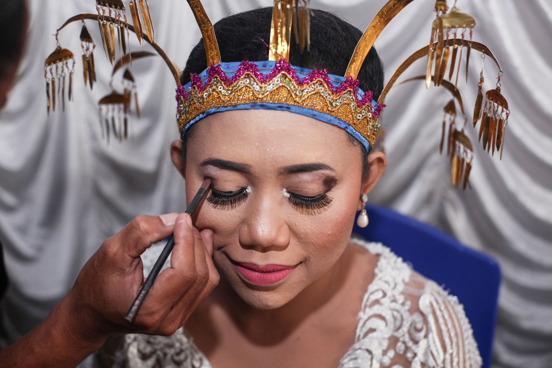 Mengenal 5 Jenis Tradisi Pernikahan Unik dari Berbagai Budaya di Indonesia Mengenal 5 Jenis Tradisi Pernikahan Unik dari Berbagai Budaya di Indonesia