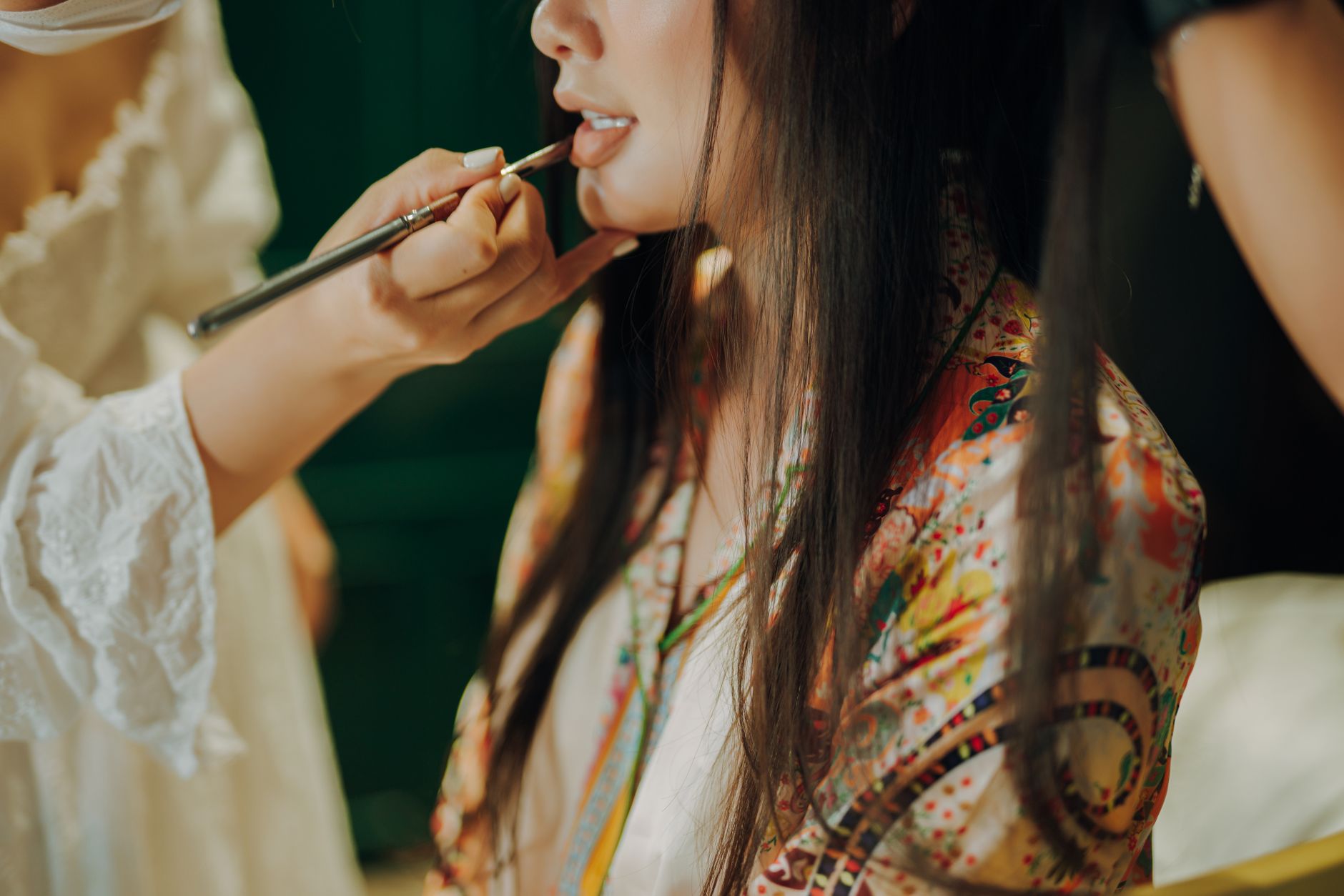 Make Up Glamour untuk Pesta Malam Nikah
