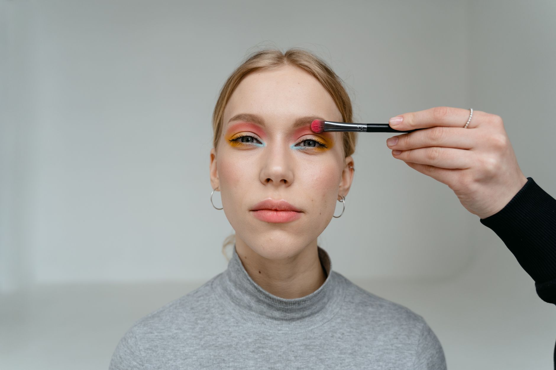 5 Tips Memilih MUA yang Tepat untuk Wajahmu 5 Tips Memilih MUA yang Tepat untuk Wajahmu