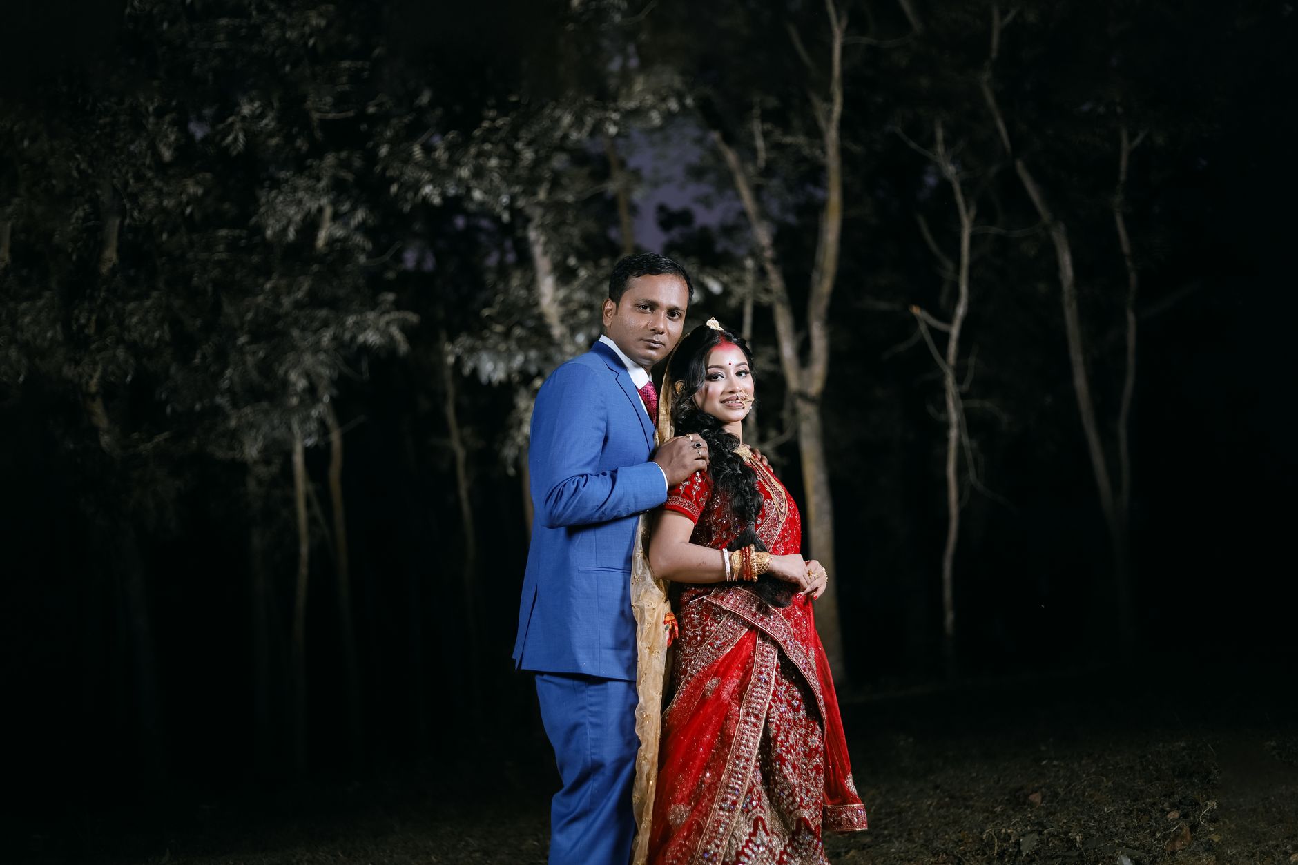 Foto Prewed Outdoor dengan Nuansa Alam