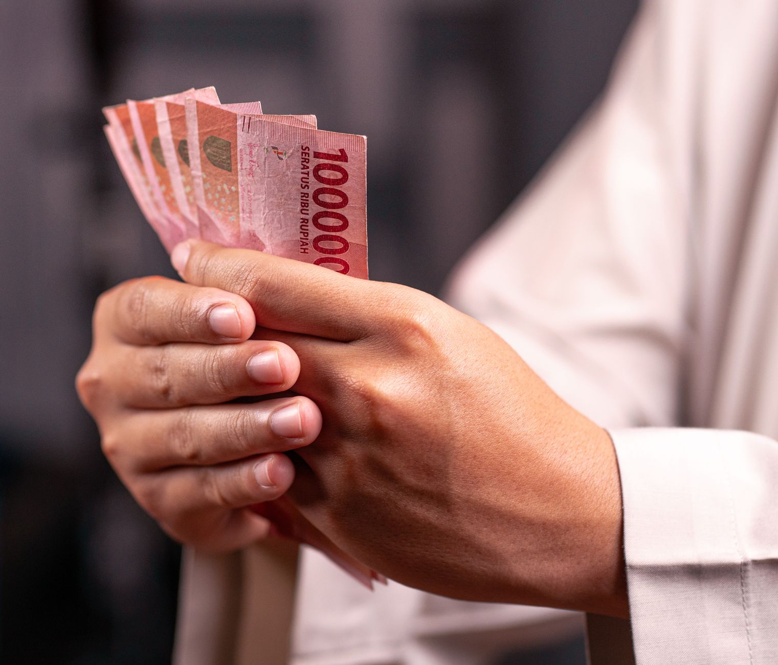 10 Tips Menabung Hemat untuk Anggaran Nikah yang Bisa Membuat Anda Tidak Stres 10 Tips Menabung Hemat untuk Anggaran Nikah yang Bisa Membuat Anda Tidak Stres