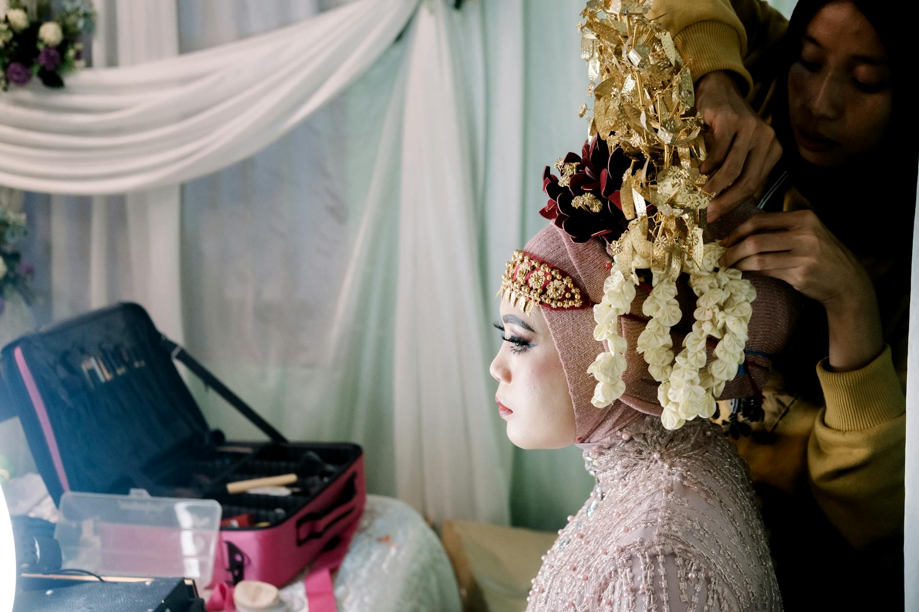 5 Tips Memilih MUA Profesional untuk Hasil Makeup Flawless