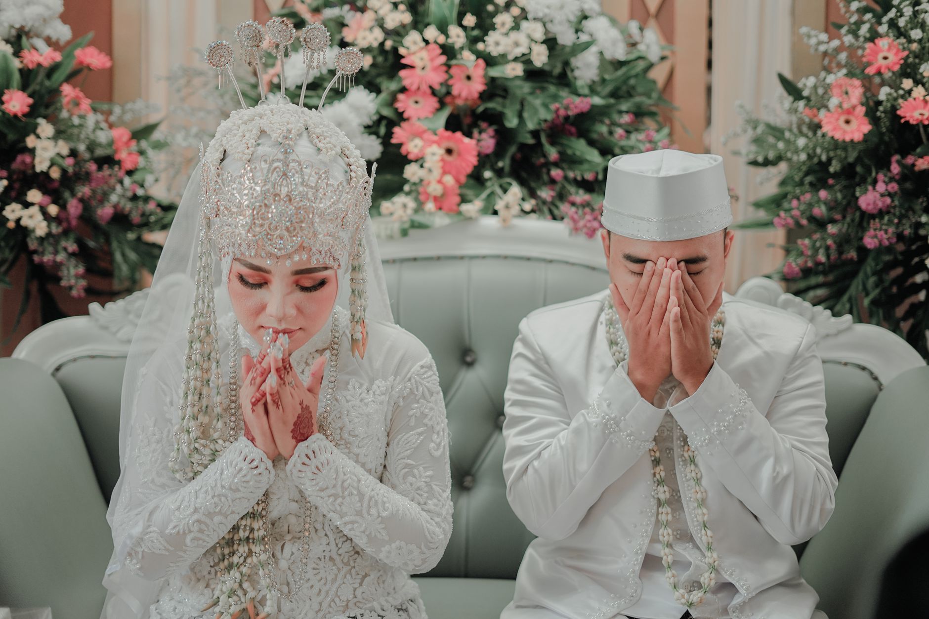 Memilih Busana Pengantin yang Sesuai dengan Tema dan Gaya Pernikahan