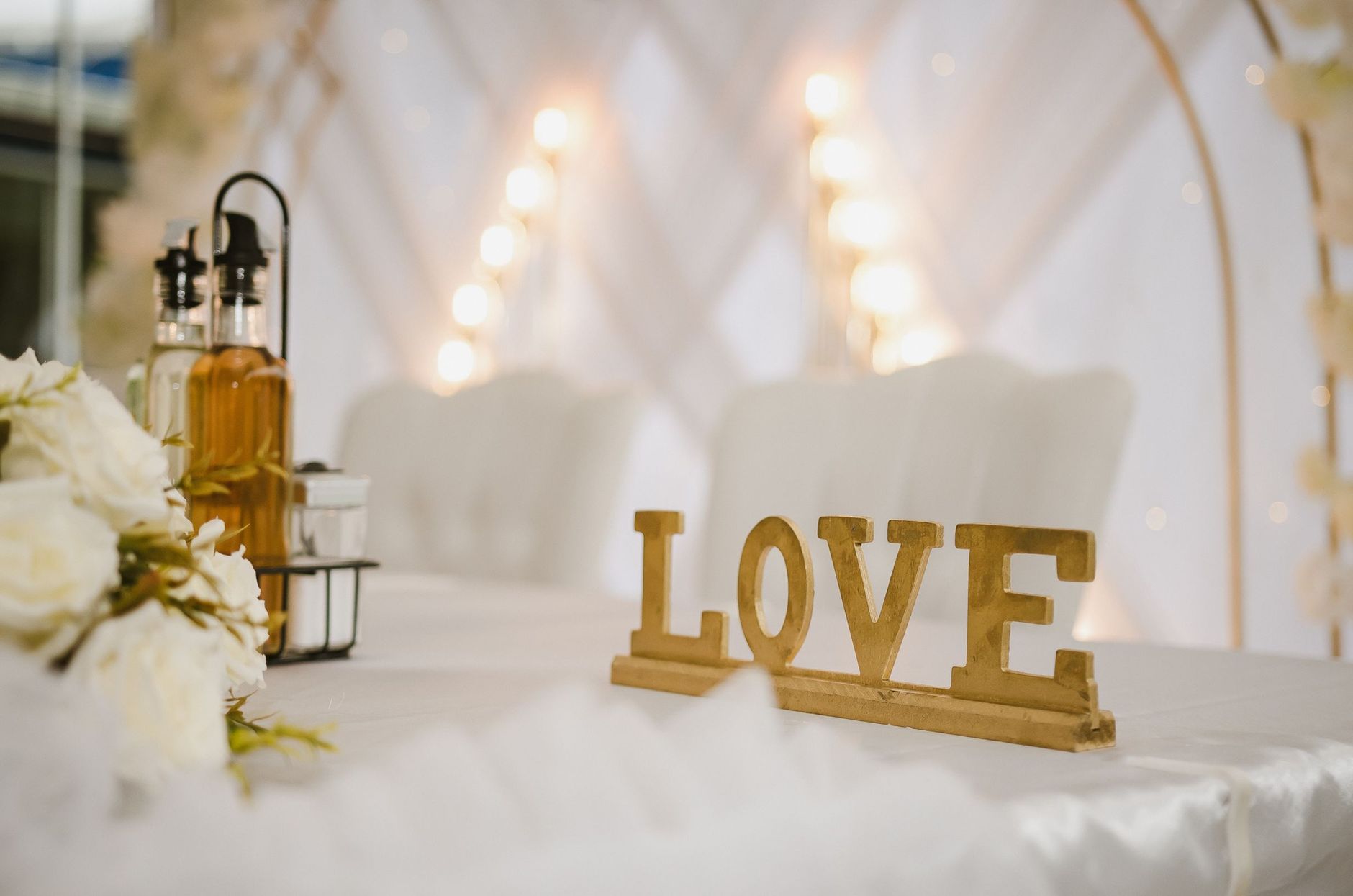 14 Tips Pilih Jasa Dekorasi Nikah yang Tepat untuk Pernikahan Impian Anda 14 Tips Pilih Jasa Dekorasi Nikah yang Tepat untuk Pernikahan Impian Anda