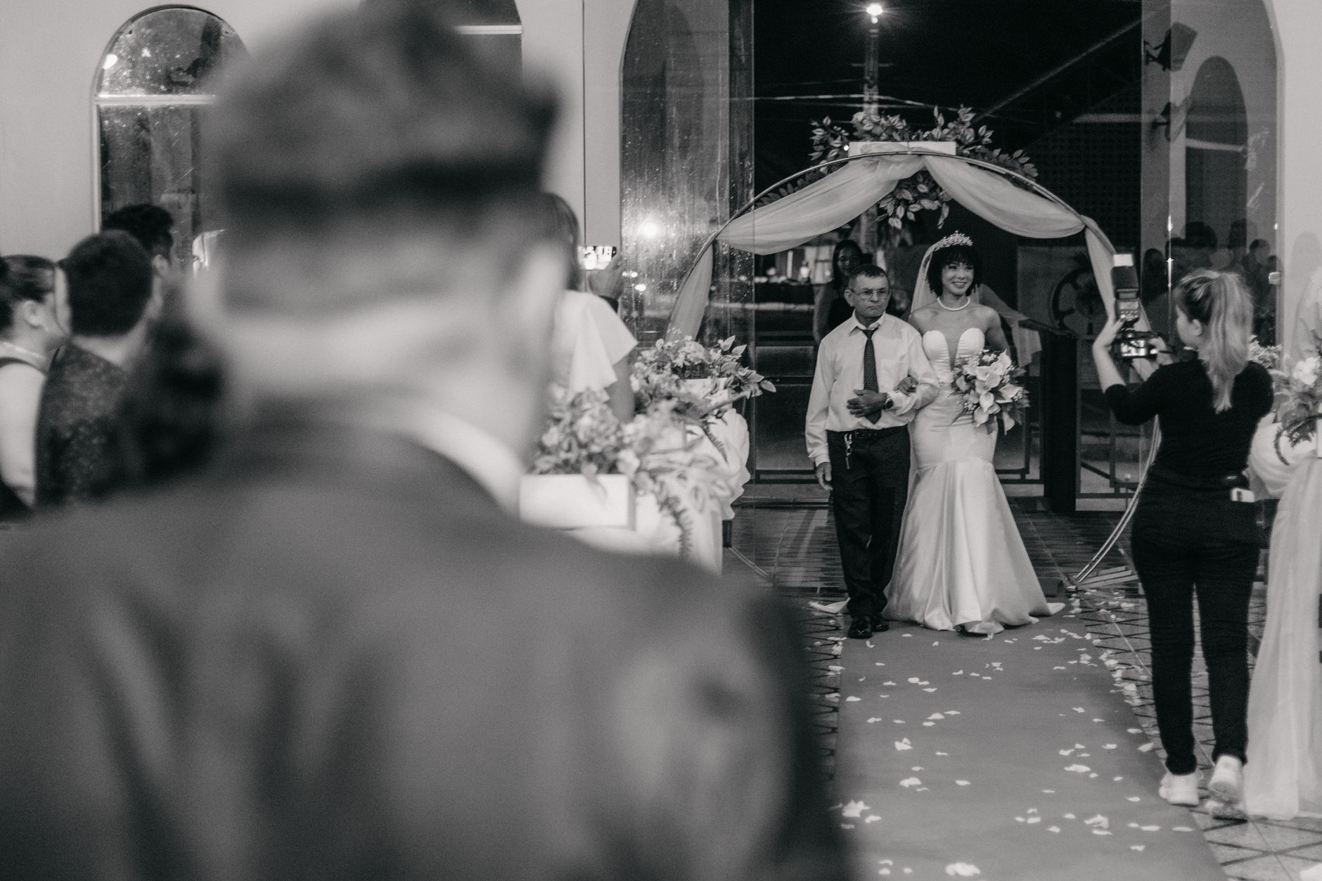 Tips Membuat Dekorasi Wedding yang Minimalis dan Elegan untuk Pernikahan Impian Tips Membuat Dekorasi Wedding yang Minimalis dan Elegan untuk Pernikahan Impian