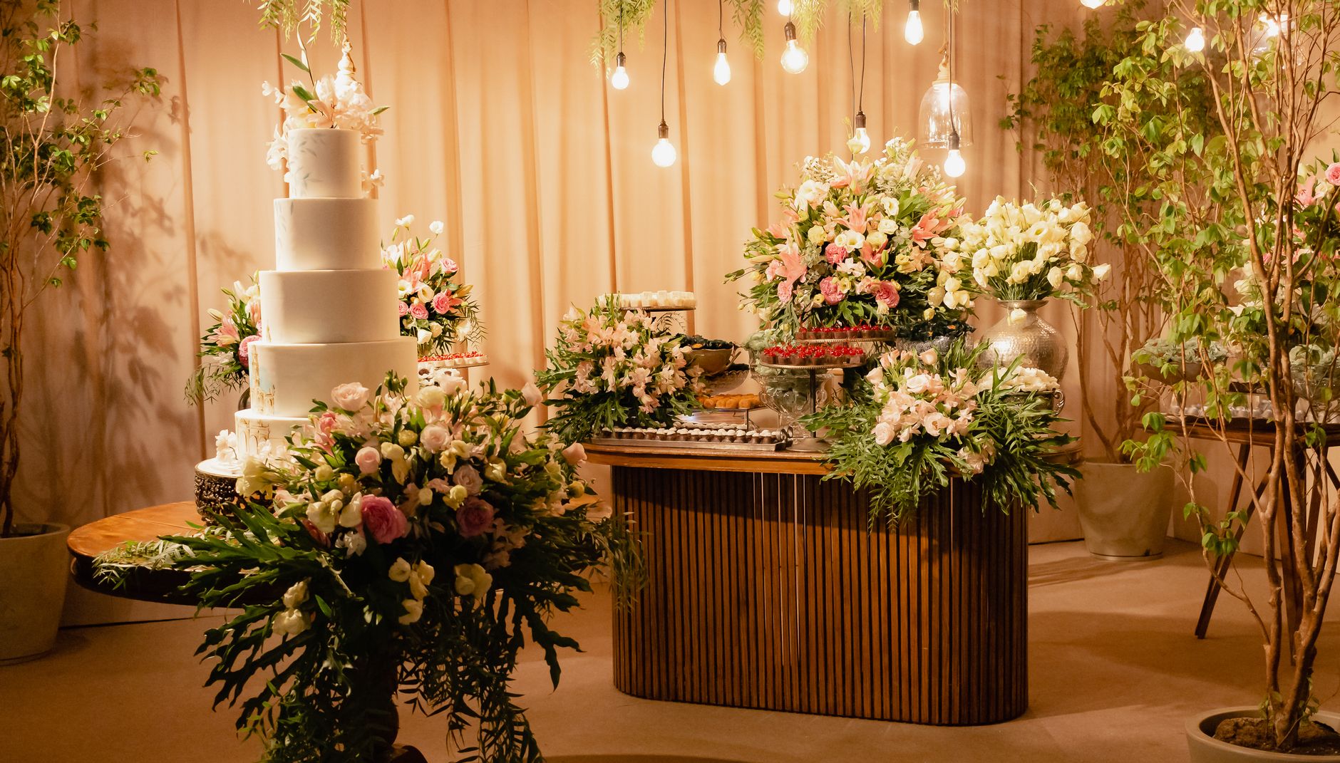 Dekorasi Nikah Minimalis: 5 Ide yang Sederhana namun Elegan