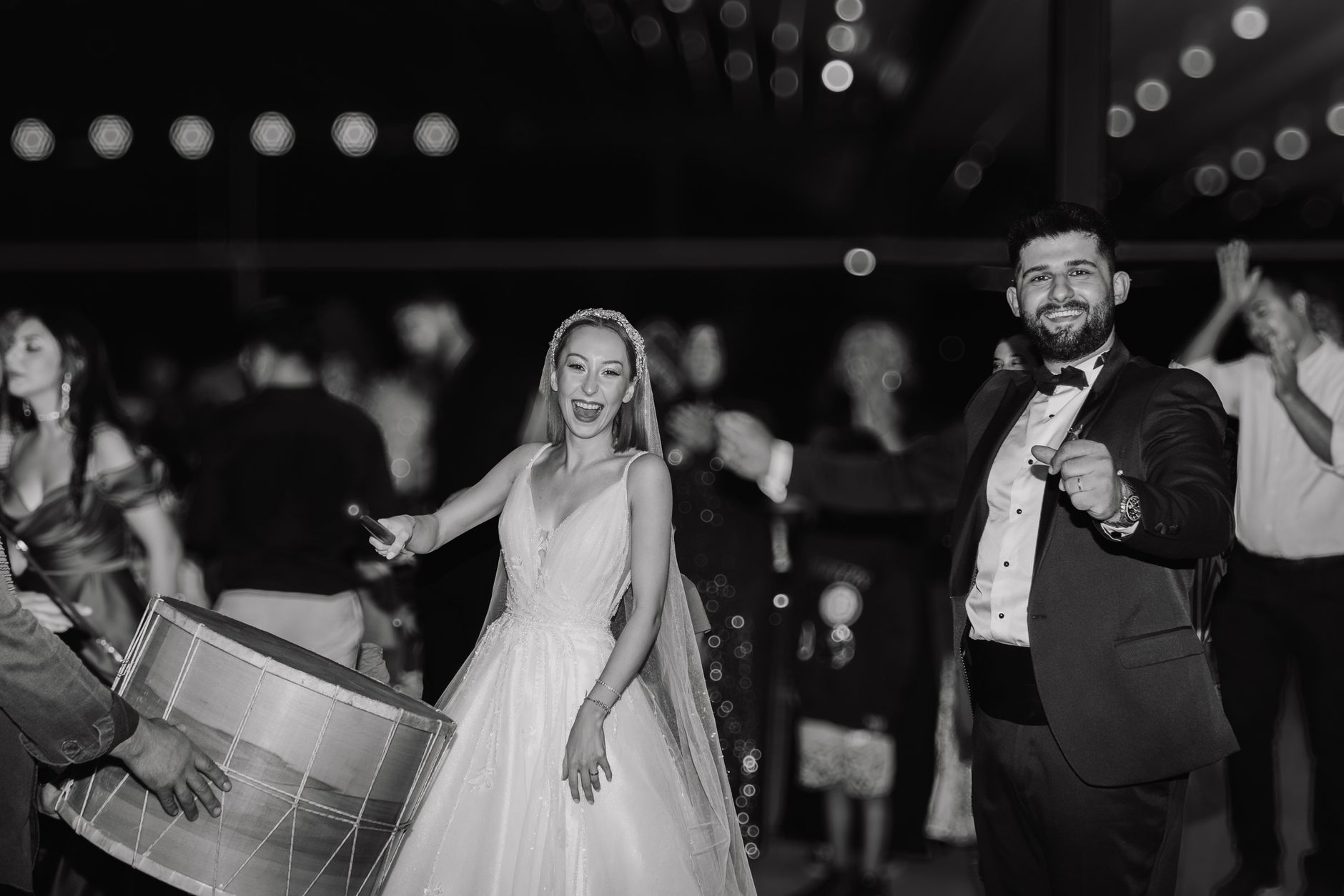 Live Music Wedding yang Romantis dan Seru Live Music Wedding yang Romantis dan Seru