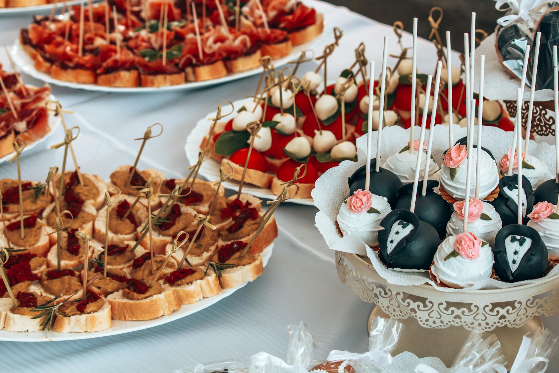 7 Tips Memilih Catering Pernikahan yang Sesuai Budget dan Selera