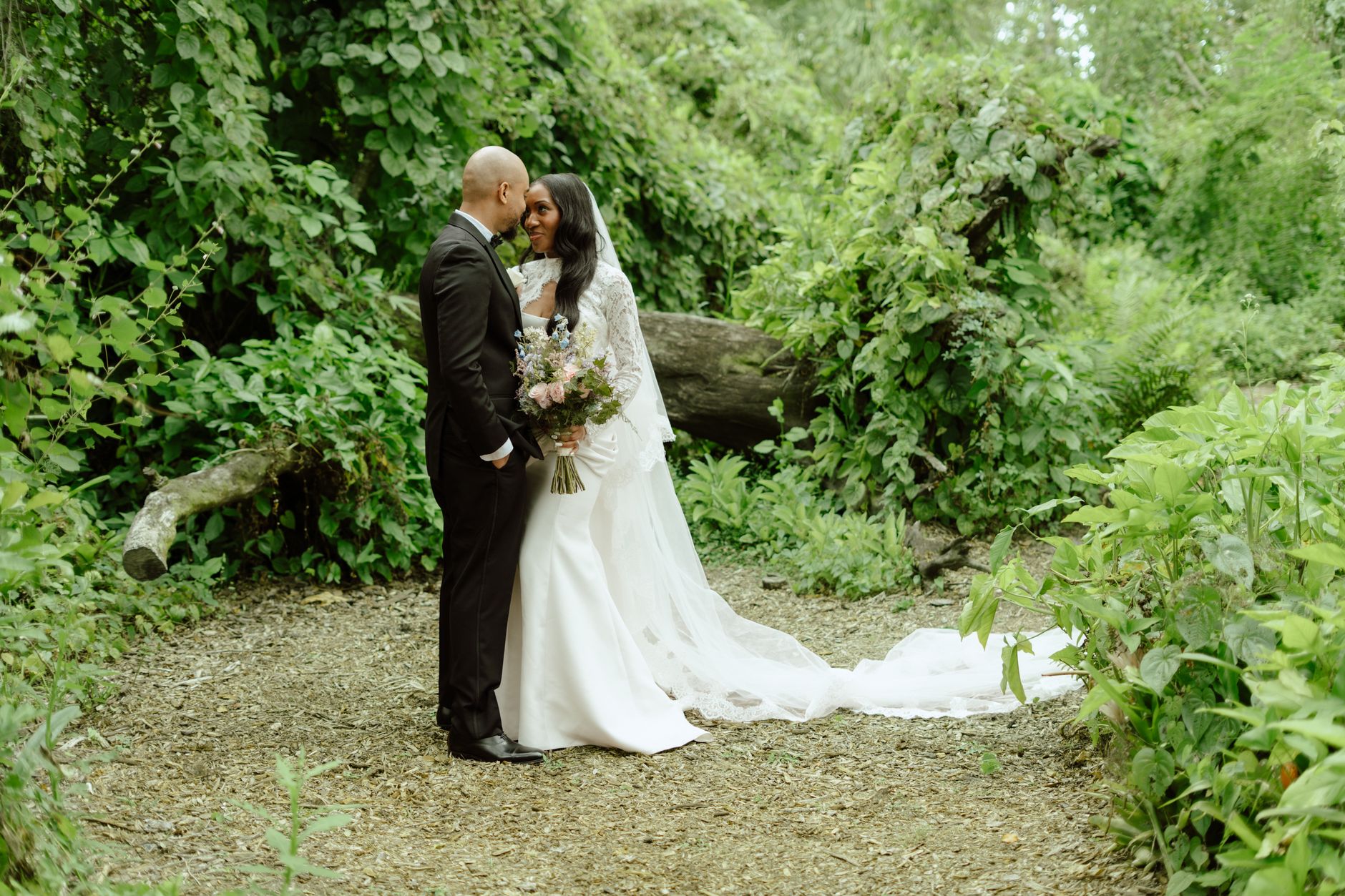 Inspirasi Foto Nikah yang Estetik dan Romantis