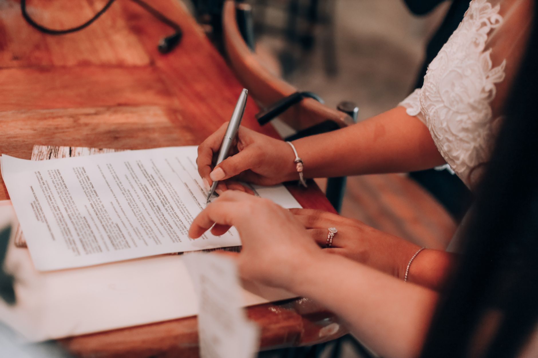 5 Langkah Penting dalam Membuat Pilihan Vendor Nikah Terpercaya untuk Acara Pernikahanmu 5 Langkah Penting dalam Membuat Pilihan Vendor Nikah Terpercaya untuk Acara Pernikahanmu