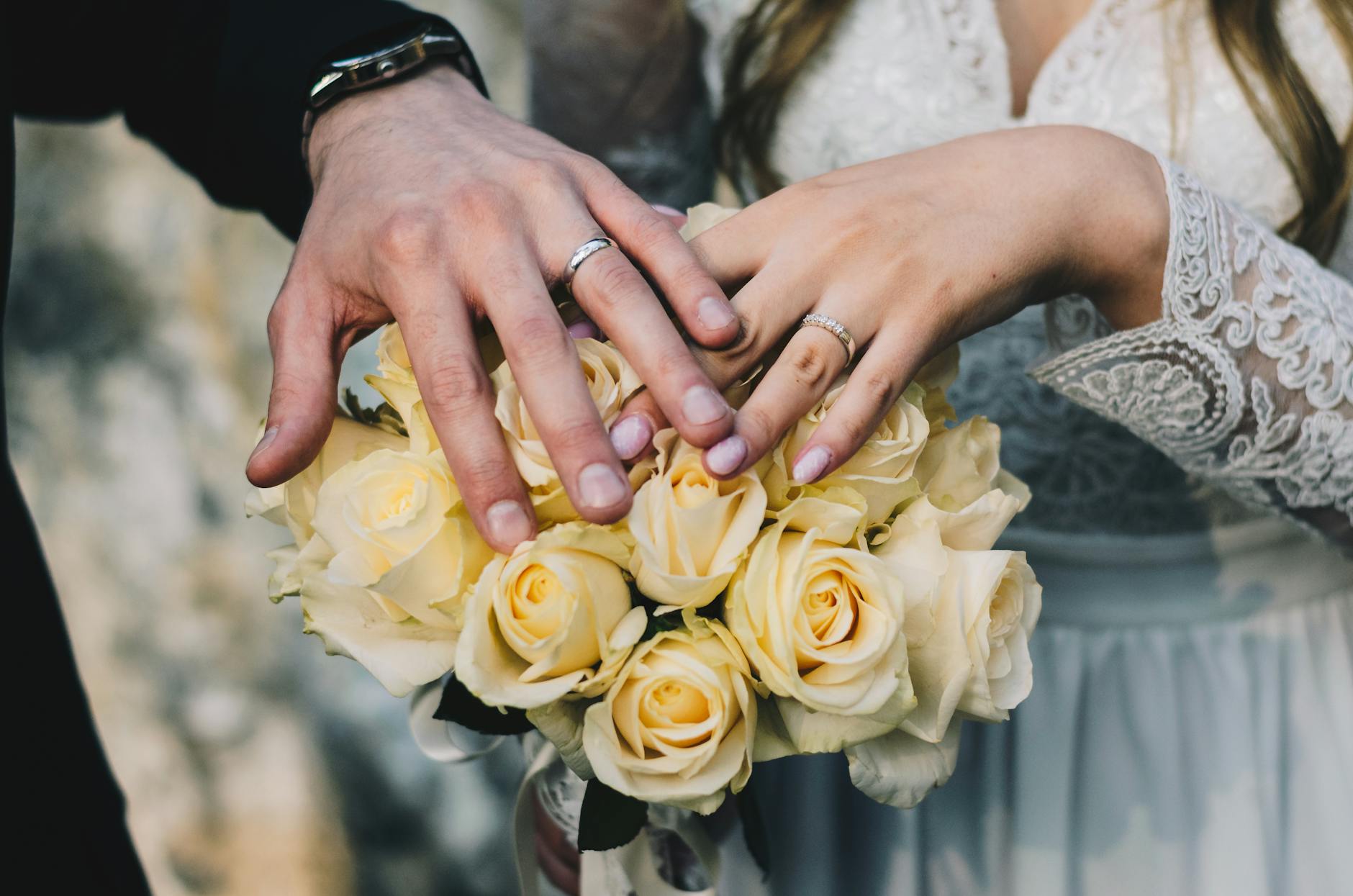 10 Tips Memilih Fotografer Pernikahan yang Tepat di Sukabumi 10 Tips Memilih Fotografer Pernikahan yang Tepat di Sukabumi