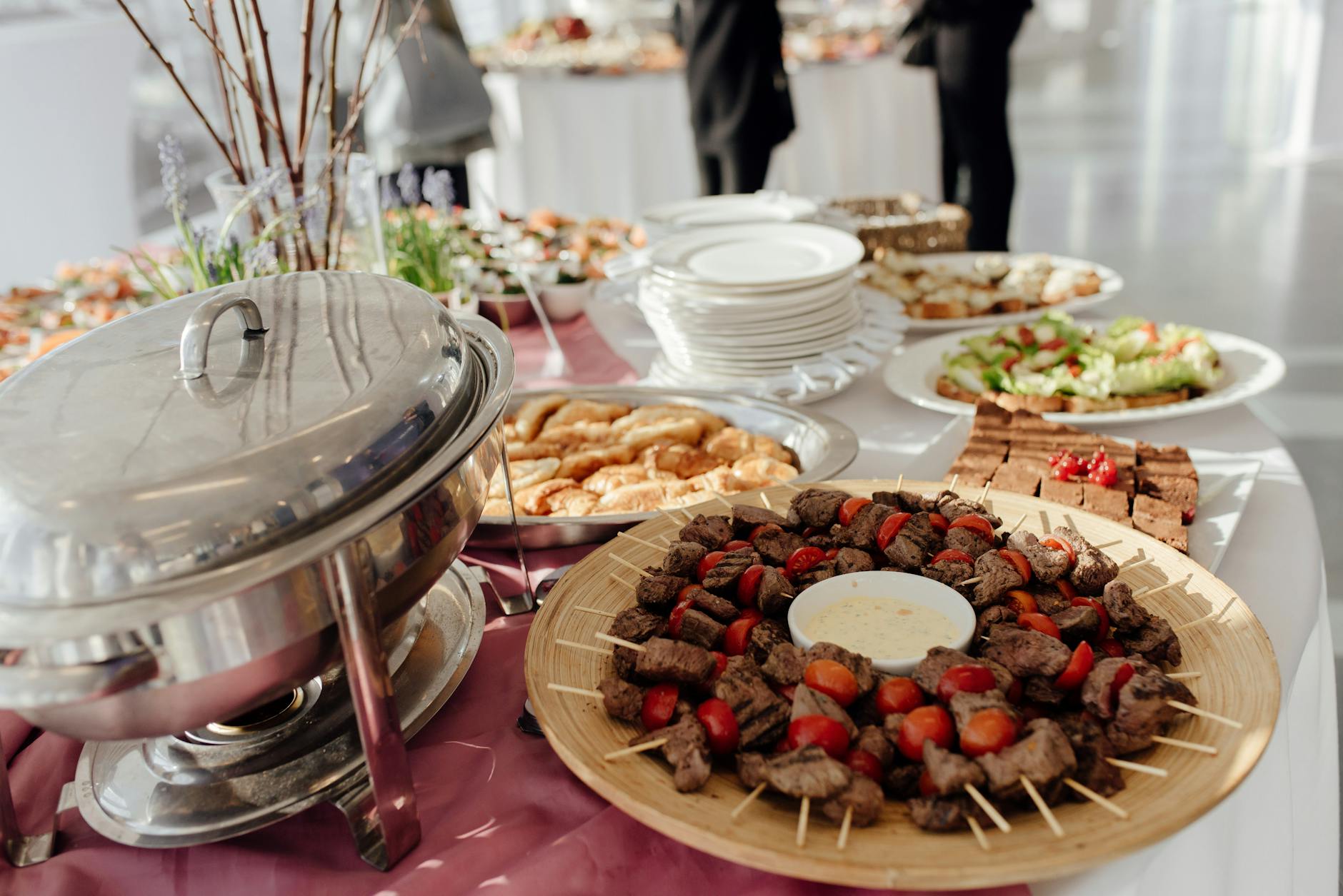 7 Tips Memilih Catering Pernikahan Terbaik di Sukabumi dengan Rasa yang Menggoda 7 Tips Memilih Catering Pernikahan Terbaik di Sukabumi dengan Rasa yang Menggoda