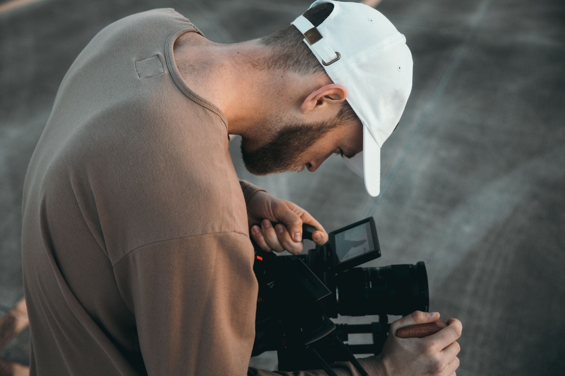 Memilih Vendor Fotografi dan Videografi yang Tepat untuk Mengabadikan Momen Istimewa