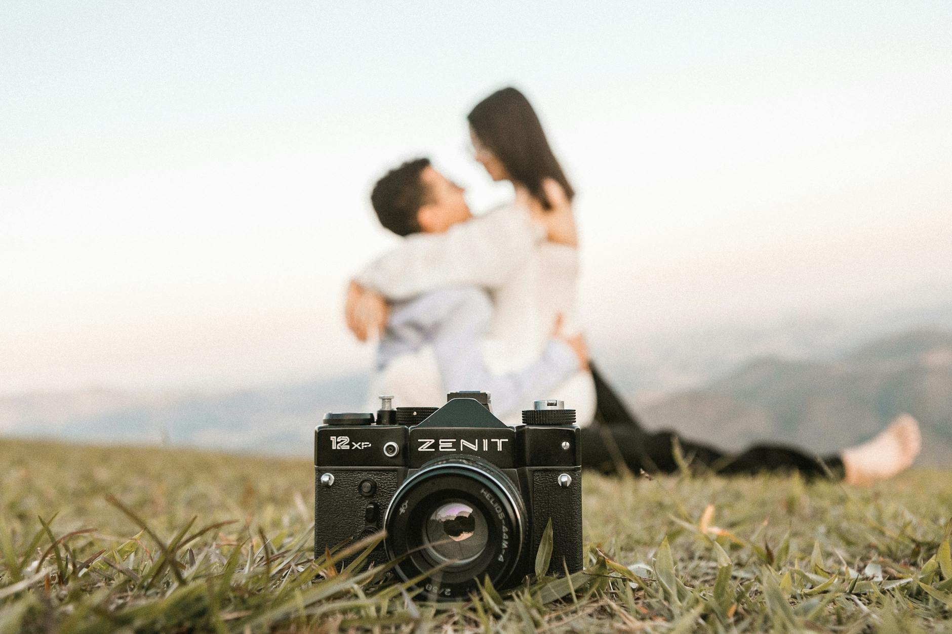 Memilih Vendor Fotografi dan Videografi yang Tepat untuk Mengabadikan Momen Istimewa Memilih Vendor Fotografi dan Videografi yang Tepat untuk Mengabadikan Momen Istimewa