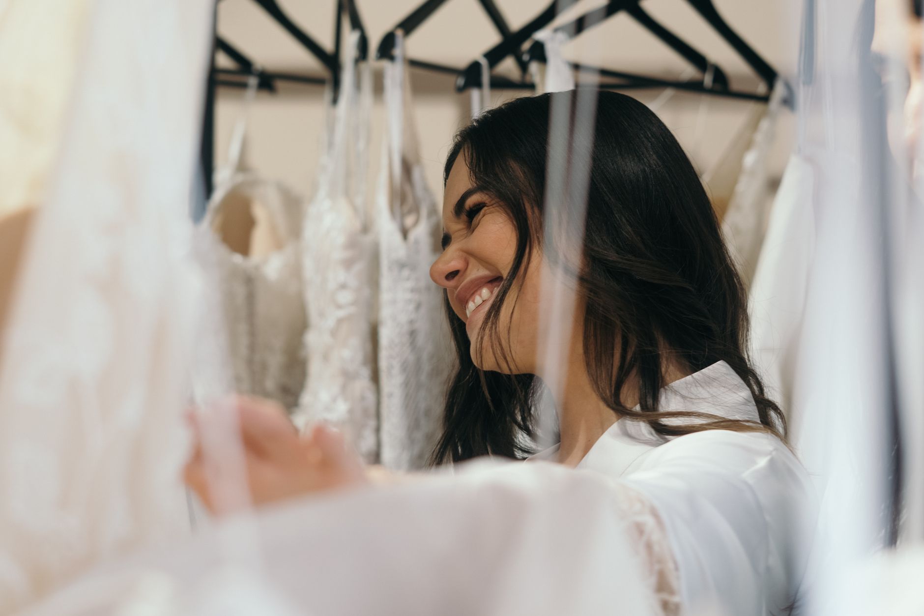 Sewa Gaun Pengantin di Sukabumi: Tips Memilih Model dan Vendor yang Tepat