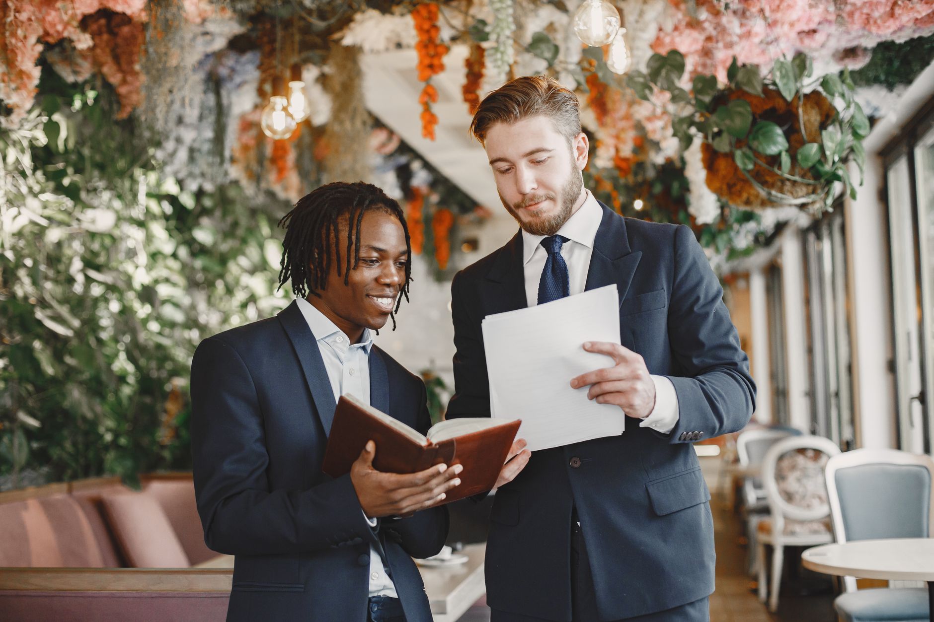 Rencana Nikah yang Tepat: 10 Tips untuk Mengatur Acara Pernikahan Anda Rencana Nikah yang Tepat: 10 Tips untuk Mengatur Acara Pernikahan Anda
