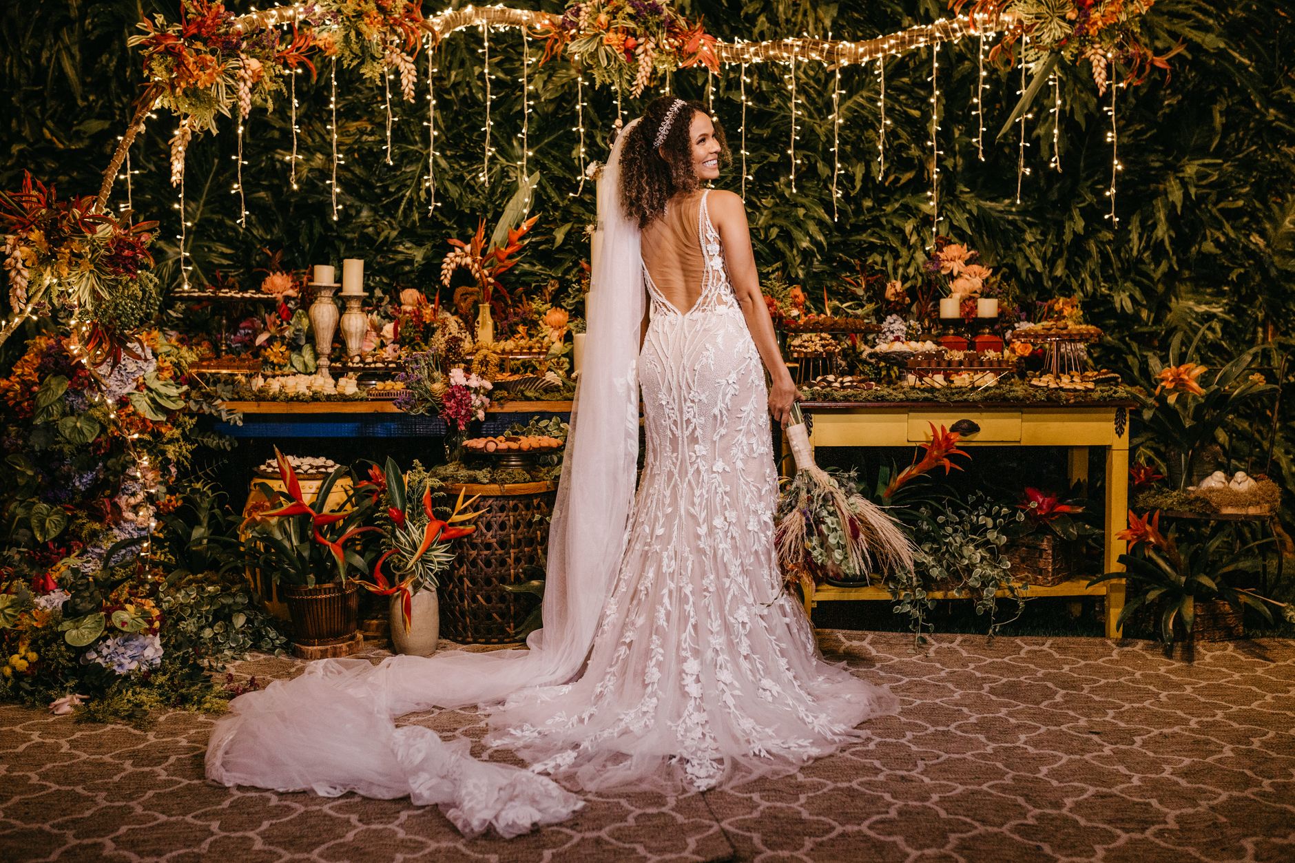 Tren Terbaru Tema Pernikahan: Dari Rustic Chic hingga Glamour Elegan