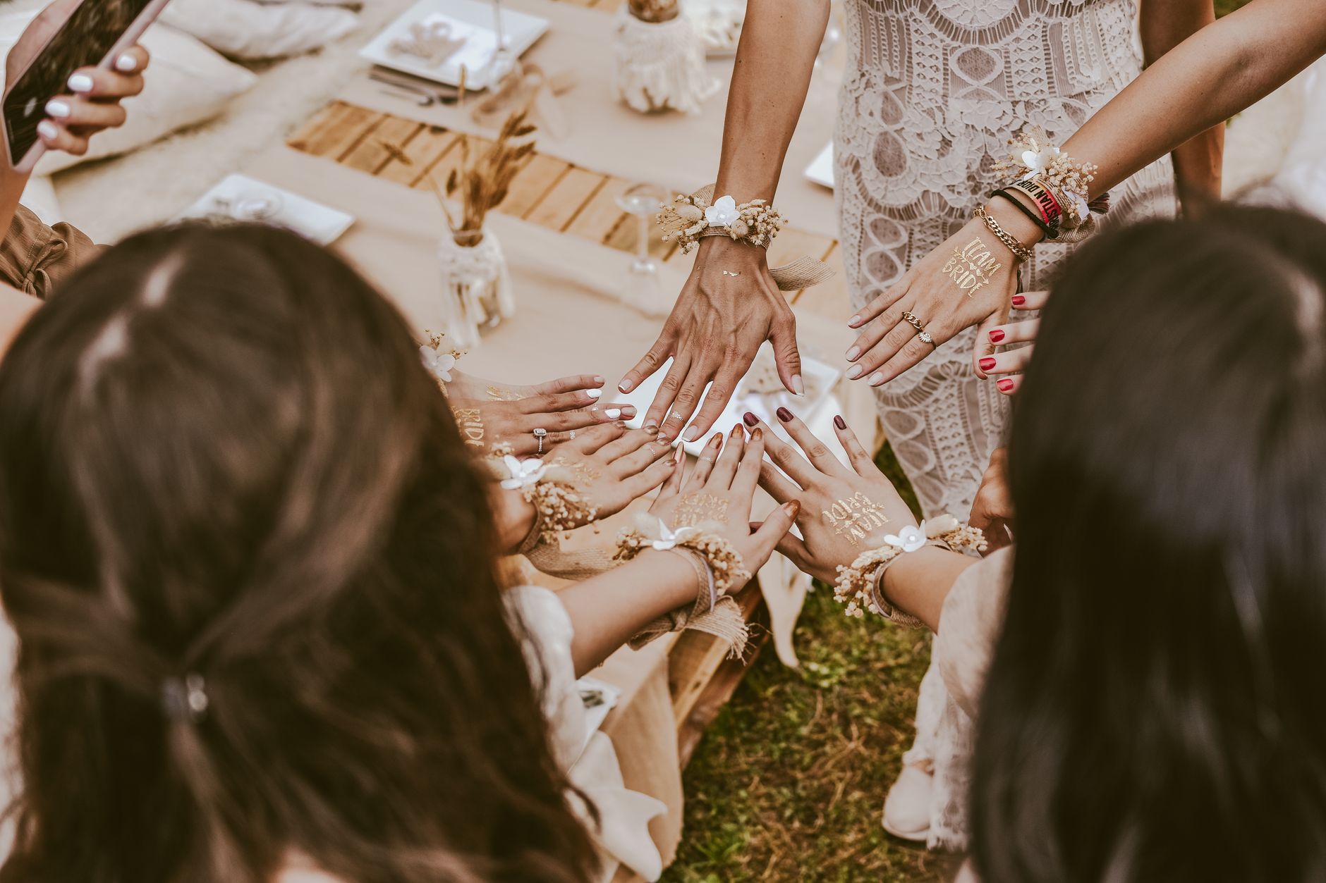 Pilih Vendor Nikah Terpercaya dengan Tips dan Strategi yang Tepat Pilih Vendor Nikah Terpercaya dengan Tips dan Strategi yang Tepat