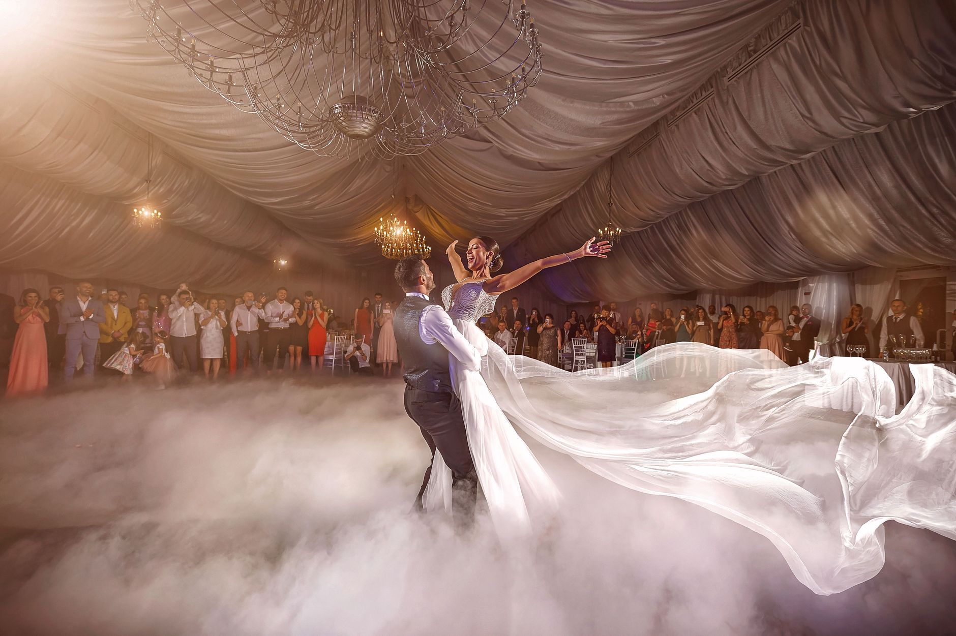 Memilih Venue Pernikahan yang Sesuai Budget di Sukabumi: Indoor vs Outdoor