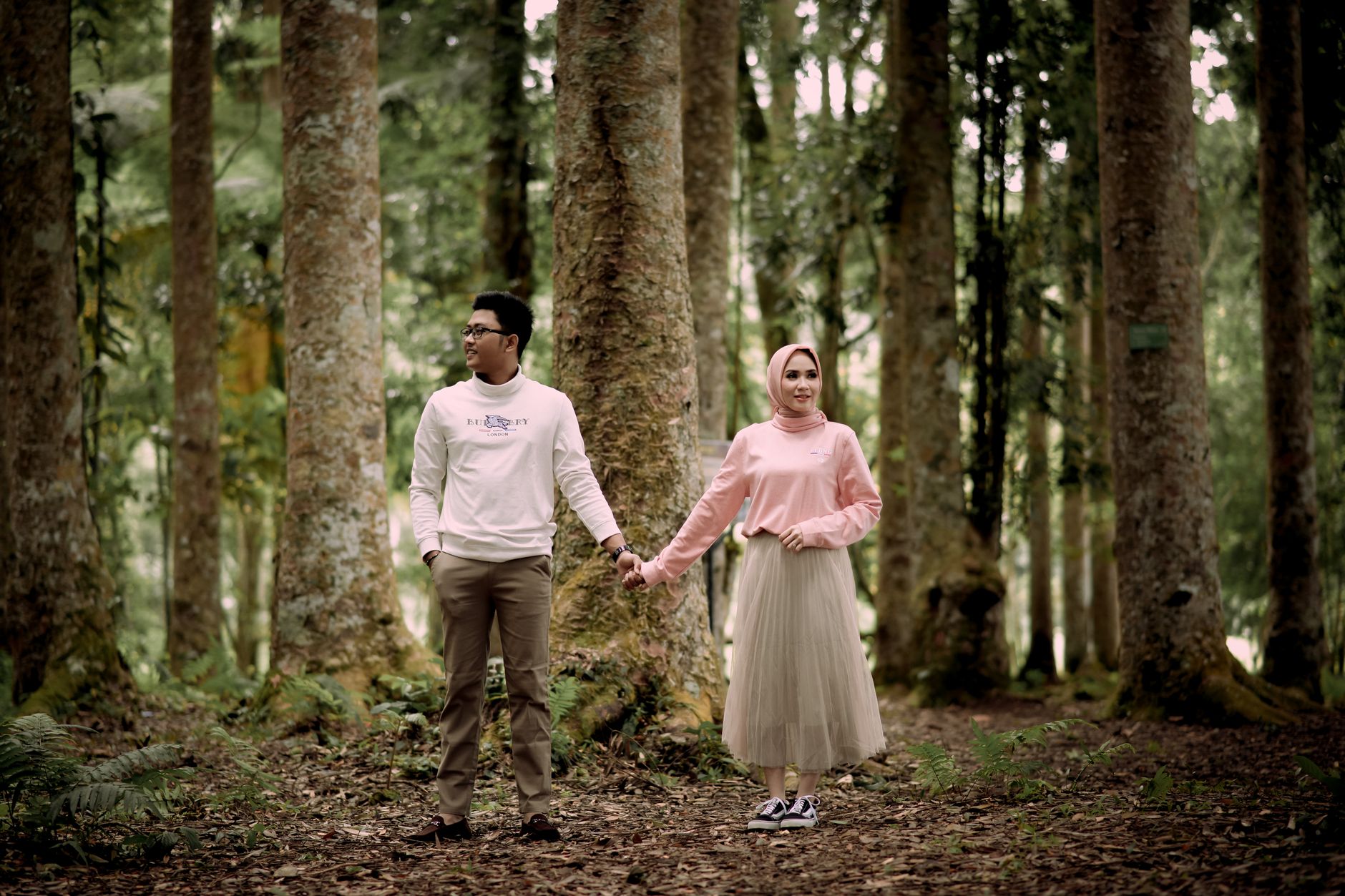 Mengapa Foto Prewed Outdoor Wajib Ada dalam Rencana Pernikahan Impianmu?