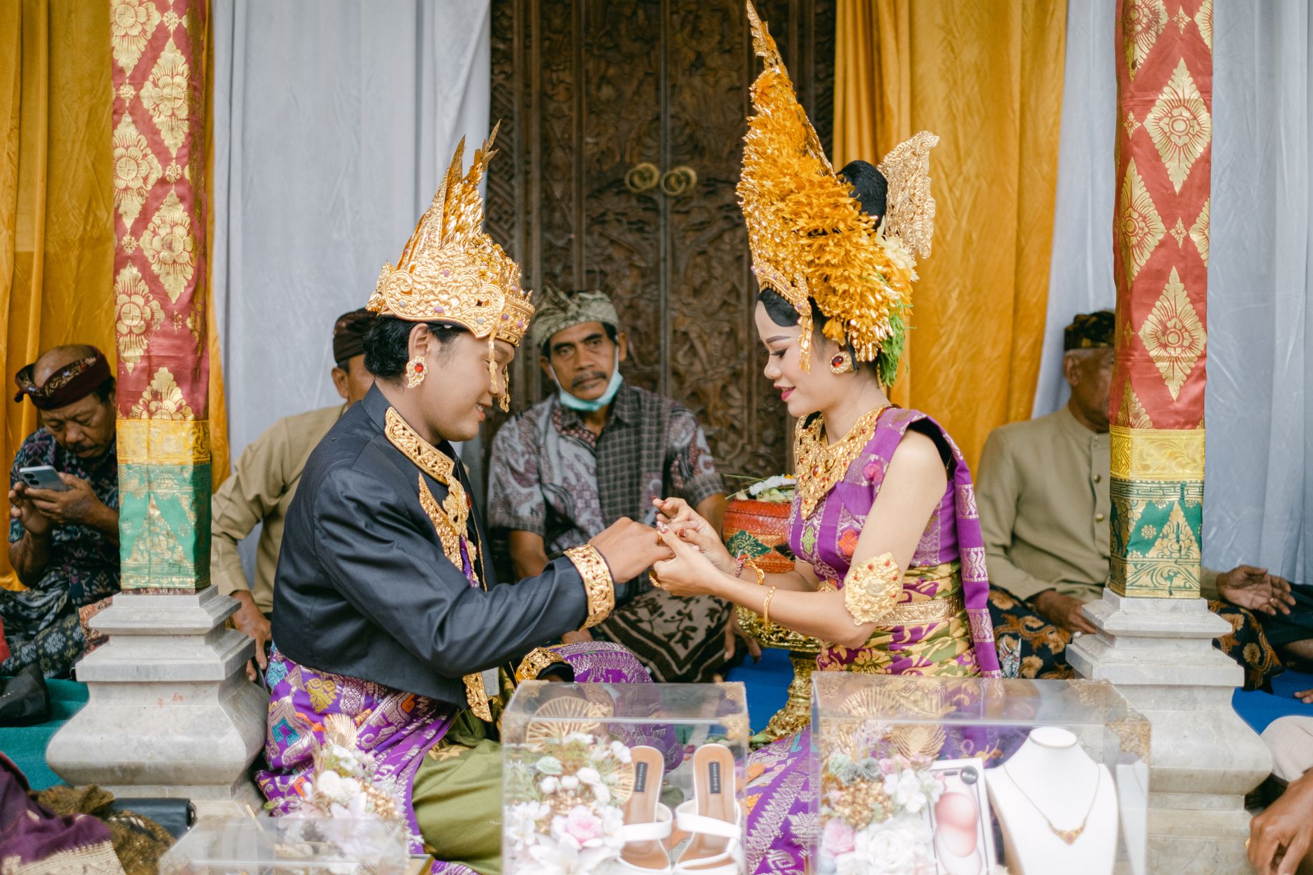 Mengenal 5 Tradisi Pernikahan Adat yang Wajib Diketahui Sebelum Menikah