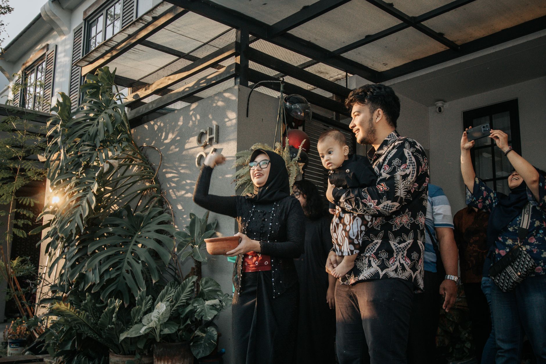 Rahasia Sukses Pernikahan di Rumah: Tips dan Trik untuk Acara yang Tidak Terlupakan Rahasia Sukses Pernikahan di Rumah: Tips dan Trik untuk Acara yang Tidak Terlupakan